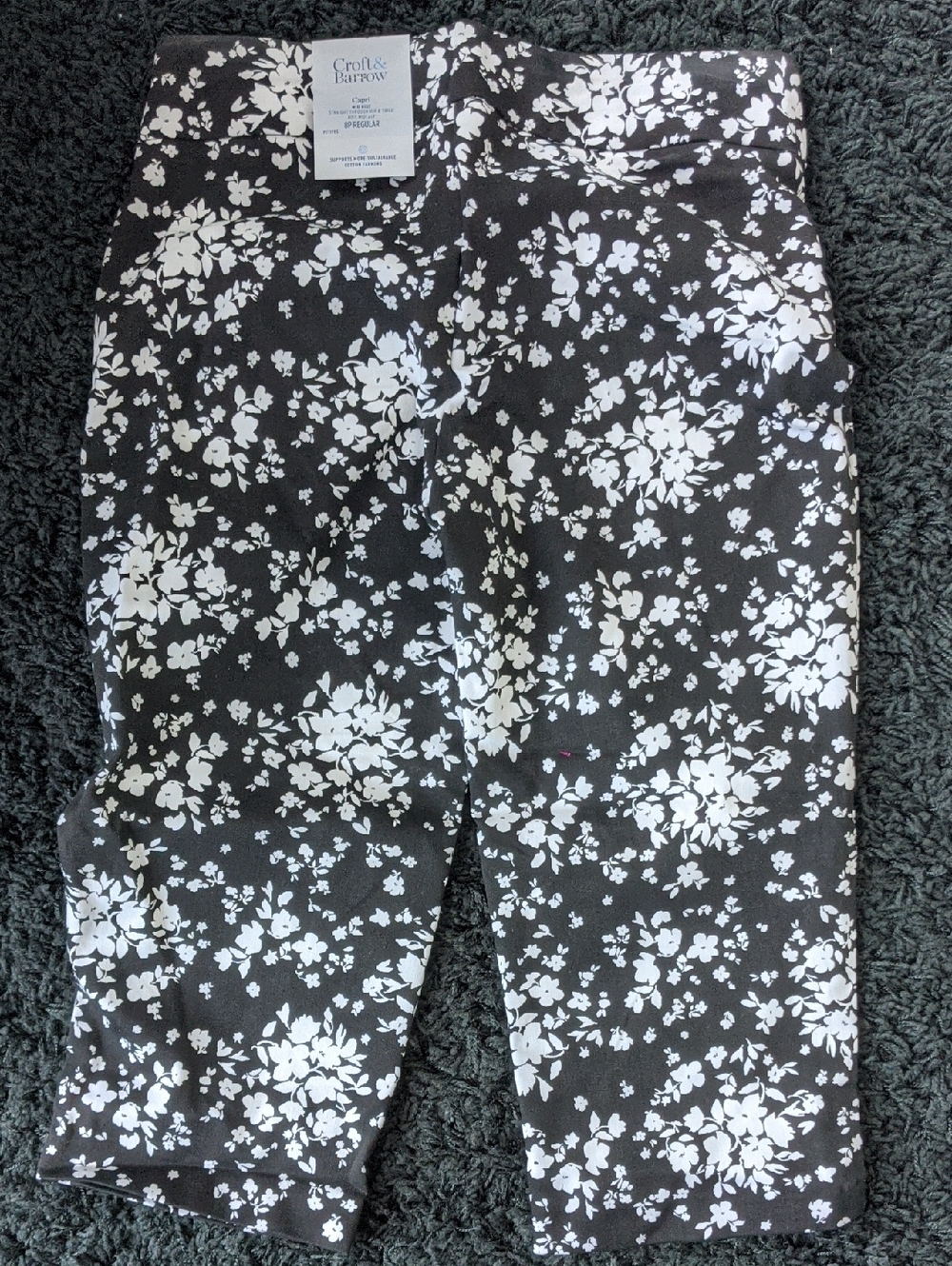 croft & barrow Black and White Floral Capris